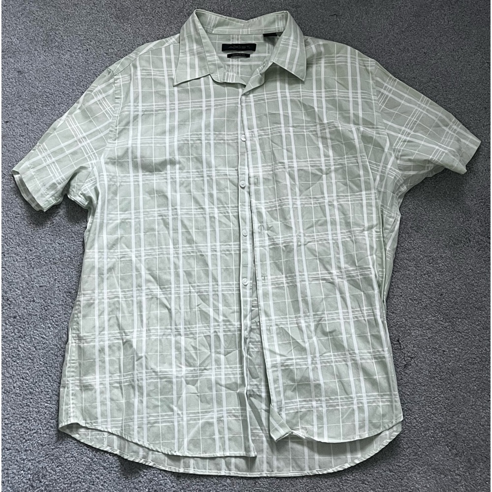 Axist button down tee